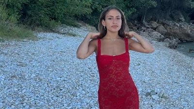 كنزي عمرو دياب بإطلالة جريئة في أحدث ظهور لها