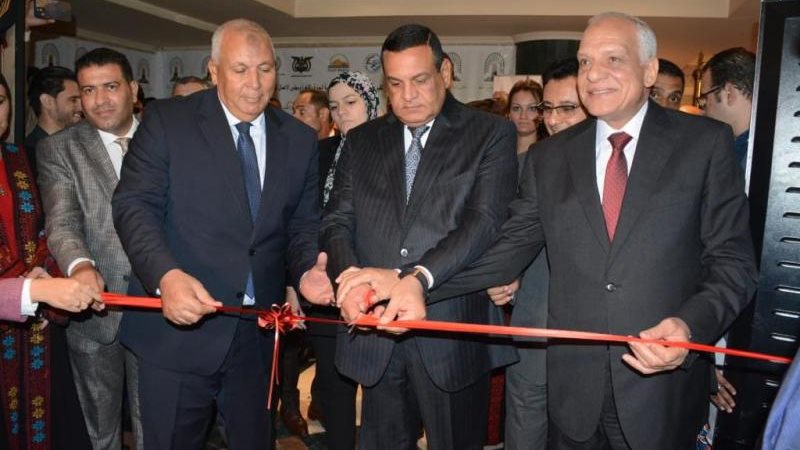 وزير التنمية المحلية