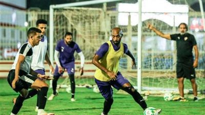 فقرة تأهيلية في بداية مران الزمالك اليوم