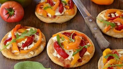 تعرفي على أسهل طريقة  لتحضير الميني بيتزا