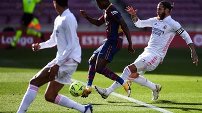 الكلاسيكو.. نصف ساعة من النار على ملعب الكامب نو