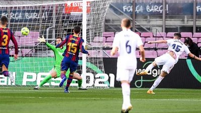 الشوط الأول.. برشلونة يتعادل 1-1 مع ريال مدريد في الكلاسيكو