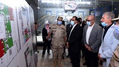 مدبولى يتفقد التشطيبات النهائية للصالة المغطاة بـ6 أكتوبر