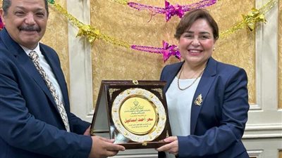 الحاج يكرم «سحر إسماعيل» بمناسبة انتهاء فترة رئاستها لمركز بحوث وتكنولوجيا الإشعاع