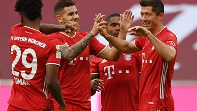بايرن ميونخ يدمر فرانكفورت بخماسية ويقفز لوصافة الدوري