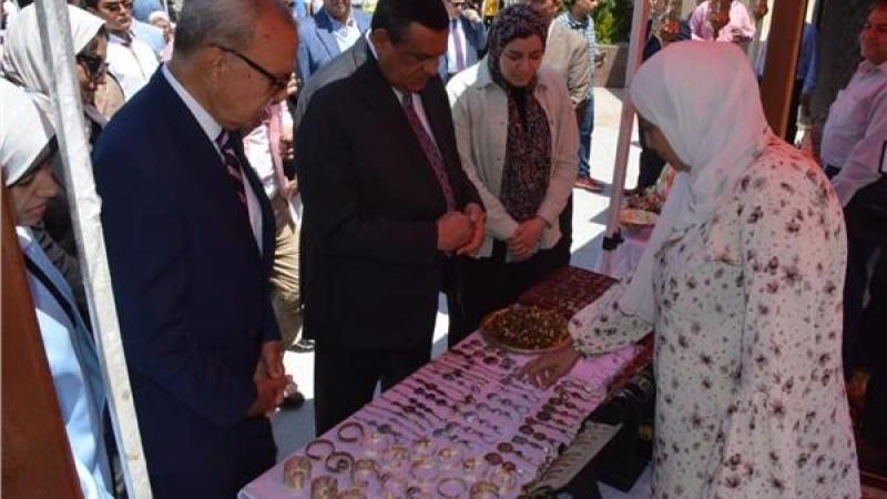 آمنة والهجان