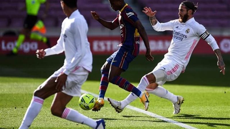 برشلونة