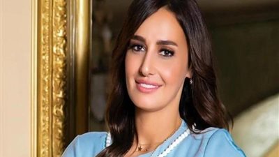 حلا شيحا بإطلالة صيفية في أحدث ظهور لها