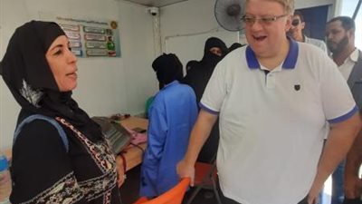 بالصور.. مدير العمل الدولية يتفقد وحدة تدريب  مهني بسانت كاترين