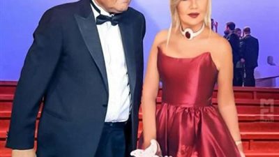 بوسي شلبي تفاجىء جمهورها بصورة مع الراحل محمود عبد العزيز في الجونة