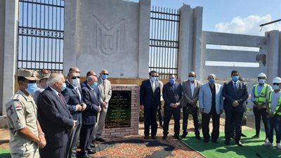 بالصور .. وزير التعليم العالي يضع حجر الأساس لجامعة المنصورة الأهلية