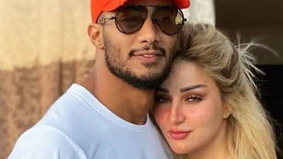 محمد رمضان يحتفل بعيد ميلاد زوجته علي طريقته الخاصة