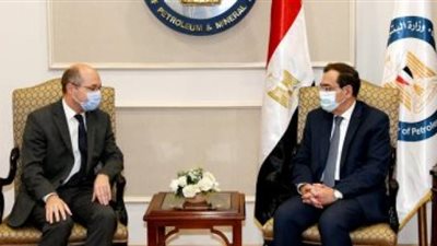 خلال لقاءه سفير المجر بالقاهرة.. ”الملا” يكشف أسباب جذب قطاع البترول المصري للشركات العالمية