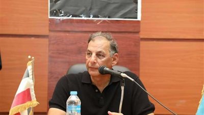 تفاصيل إجتماع مستشار الرئيس للمناطق الحدودية مع مستثمرى قطاع السياحة والتعدين بمدينة مرسى علم