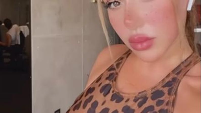 سارة سلامة