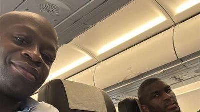 موديست فى طريقه إلى القاهرة للانضمام للأهلى