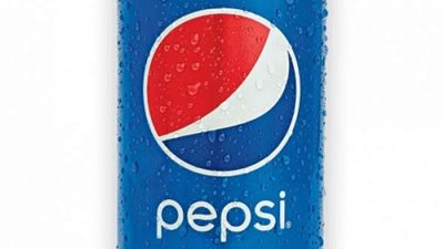 بيبسي تطلق منتجها الجديد  ”أكسترا فيز” وتجمع النجم العالمي محمد صلاح و ديان لوفرين من جديد في اعلان