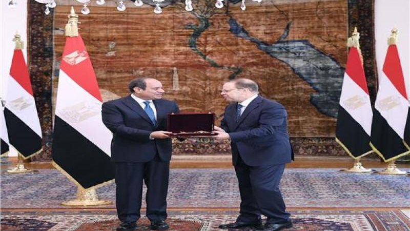 الرئيس عبدالفتاح
