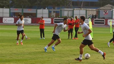 تصعيد 6 ناشئين للمشاركة في مران الأهلي اليوم