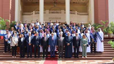 رئيس الجامعة البريطانية يستقبل عمرو عزت سلامة للمشاركة في أول دورة تدريبية لإعداد قادة التنمية المستدامة من 20 دولة عربية