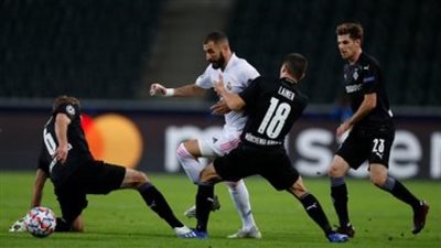 ريال مدريد يسقط أمام مونشنجلادباخ بهدف في الشوط الأول