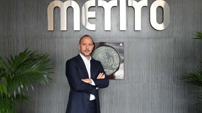 تحالف «أوراسكوم للإنشاءات» و«ماتيتو» يحقق الإغلاق المالي لتطوير محطة معالجة مياه البحر بأبو ظبي