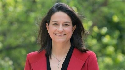 وزيرة التعليم اليونانية تُعلن إصابتها بفيروس كورونا