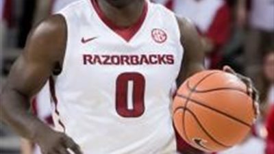 سلة الاتحاد تضم المحترف الأمريكي جايلن بارفورد