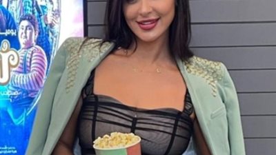 نورهان منصور تتألق بإطلالة مثيرة من العرض الخاص لفيلم ”سكر”