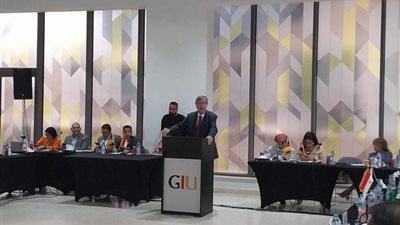 وزير المالية الألماني الأسبق : انبهرت بتطور مصر التي حولت الصحراء لعاصمة خضراء ..ويجب علينا أن نساندكم بشتي الطرق