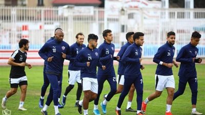 فقرة بدنية خاصة للاعبي الزمالك استعدادا للرجاء