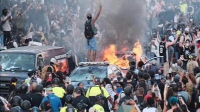 فرض حظر التجول بفيلادلفيا الأمريكية بسبب تصاعد الاحتجاجات