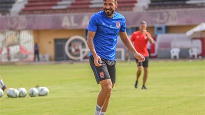 الأهلي يزف بشرى سارة لجماهير الأهلي بشأن علي معلول