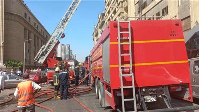 أجهزة الحمابة المدنية بالقاهرة تسيطر على حريق بأحد المخازن بشارع ٢٦ يوليو