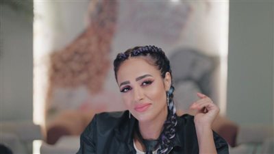 «عاملة عبيطة»..  أولى أغاني الميني ألبوم لـ رنا سماحة