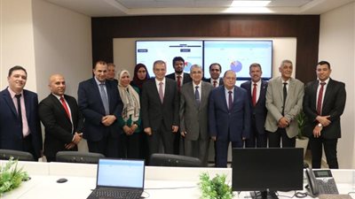 وزير الكهرباء يفتتح مركز المتابعة والتشغيل الرقمي بالعاصمة الإدارية الجديدة