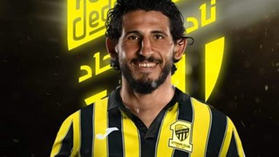 حجازي يداعب جماهير اتحاد جدة بالرقم ”26”