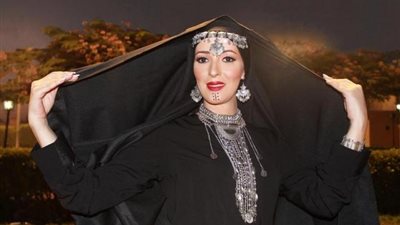 بالزي البدوي.. سناء يوسف تهنىء الأمة الإسلامية بالمولد النبوي الشريف