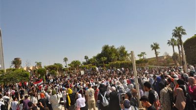 وقفة تضامنية لطلاب جامعة حلوان احتجاجا على عدوان غزة