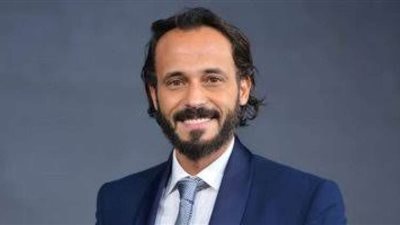 يوسف الشريف يعلق على أزمة فلسطين بطريقة مختلفة