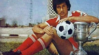 أسطورة الأساطير شكرا على المتعة.. فيفا يحتفل بعيد ميلاد الخطيب