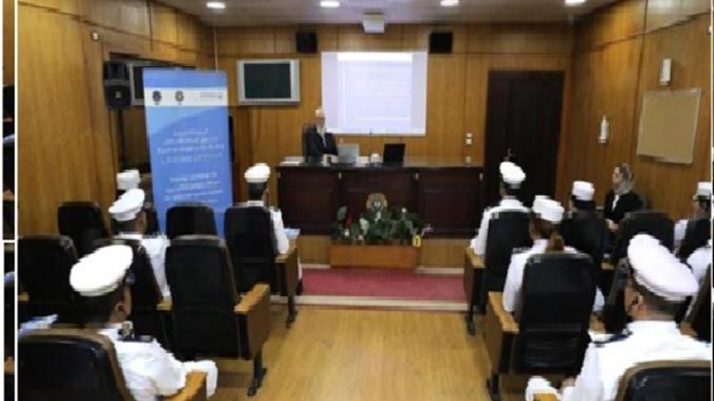 دورة تدريبية بأكاديمية