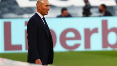 زيدان يعلن قائمة ريال مدريد لمواجهة هويسكا بالدوري الإسباني