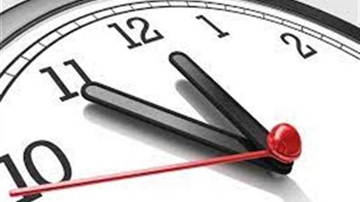 الحكومة: بدء العمل بالتوقيت الشتوي اعتبارًا من منتصف الليلة