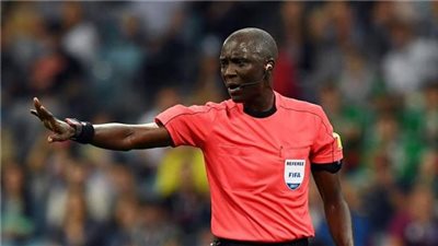 بكاري جاساما يدير مباراة الزمالك والرجاء الغربي بنصف نهائي الأبطال