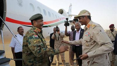 عاجل ..تفاصيل ”انقلاب السودان ” ..وخطة اعتقال ”الرجل القوي ”