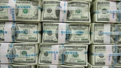 «خربش واكسب».. قصة فوز 12 محتالا بـ28 مليون دولار بدقيقة واحدة