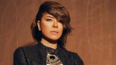 ألفت عمر تكشف كواليس مشاركتها في مسلسل ”هي”