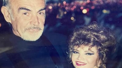 بصورة تجمعهما.. صفية العمري تنعي شون كونرى بطل أفلام جيمس بوند