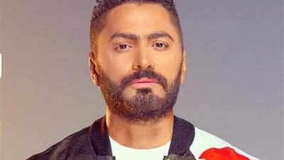بالفيديو.. تامر حسني يطرح أغنية ”بألف سلامة” من ألبومه الجديد ”خليك فولاذي”